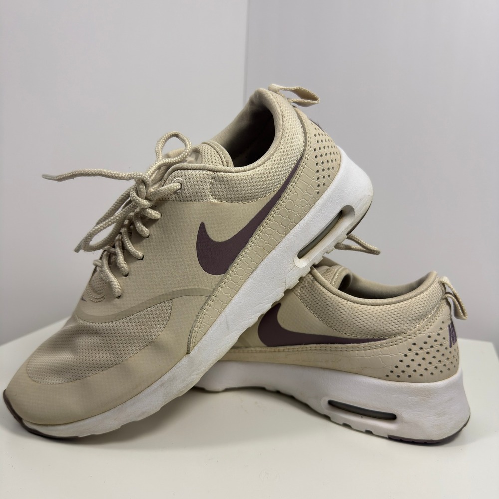 Nike Air Max Thea Running Shoes Women Size 7.5 Beige Oatmeal Purple 599409-106